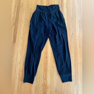 ATHLETA CRUISE JOGGER size S